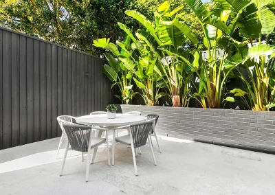 Renovated outdoor entertaining area in Burleigh Heads